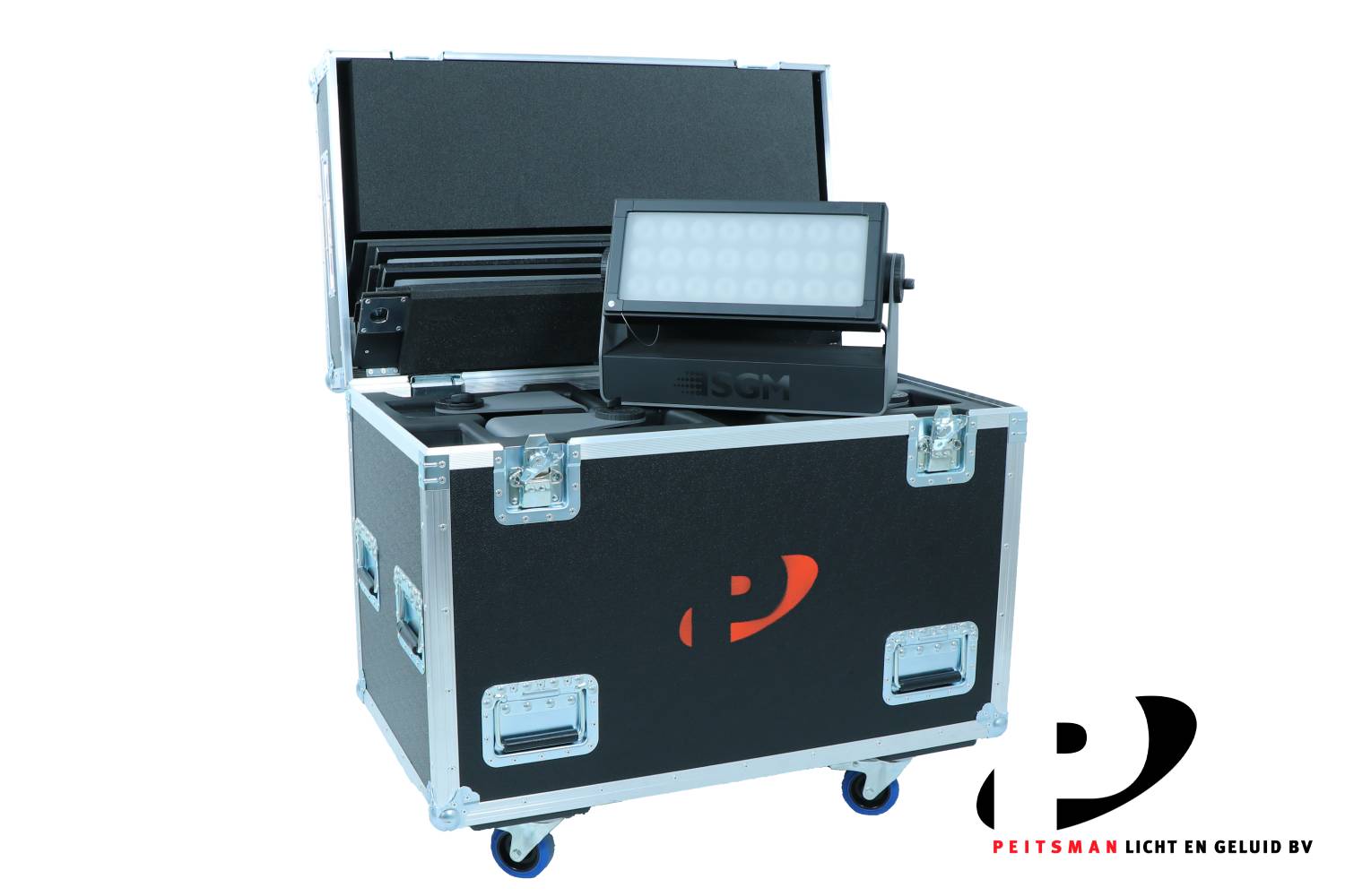 SGM P-6 Q-7 wash flood strobe flightcase Peitsman Licht en Geluid